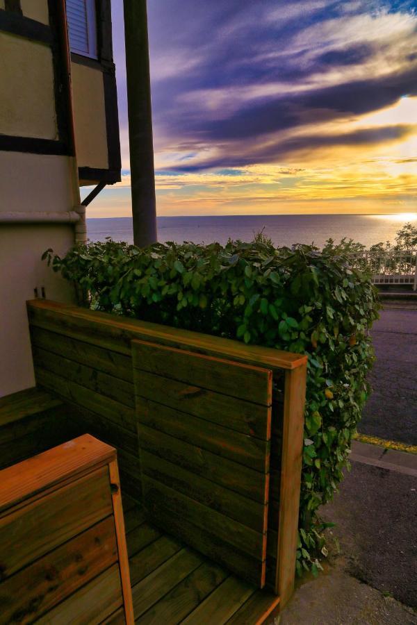 Appartement Face Mer Avec Terrasse Et Parking Trouville-sur-Mer Buitenkant foto